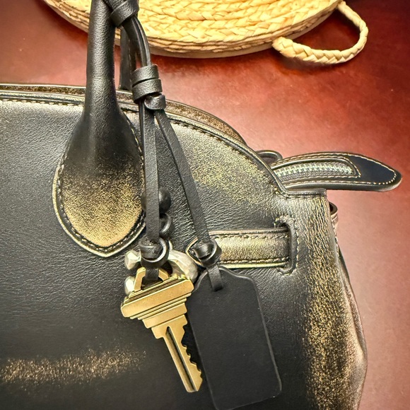 Coach Empire Carryall 34 Loved Leather Shoulder Bag - Picture 4 of 6